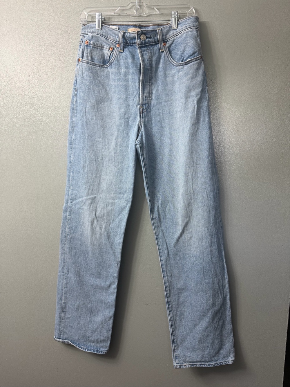 Levi’s premium rib cage Straight Jeans 30